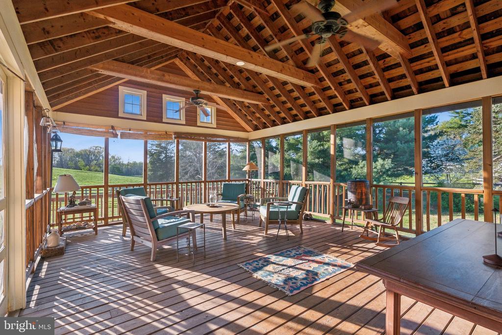 22818 HOWARD CHAPEL ROAD