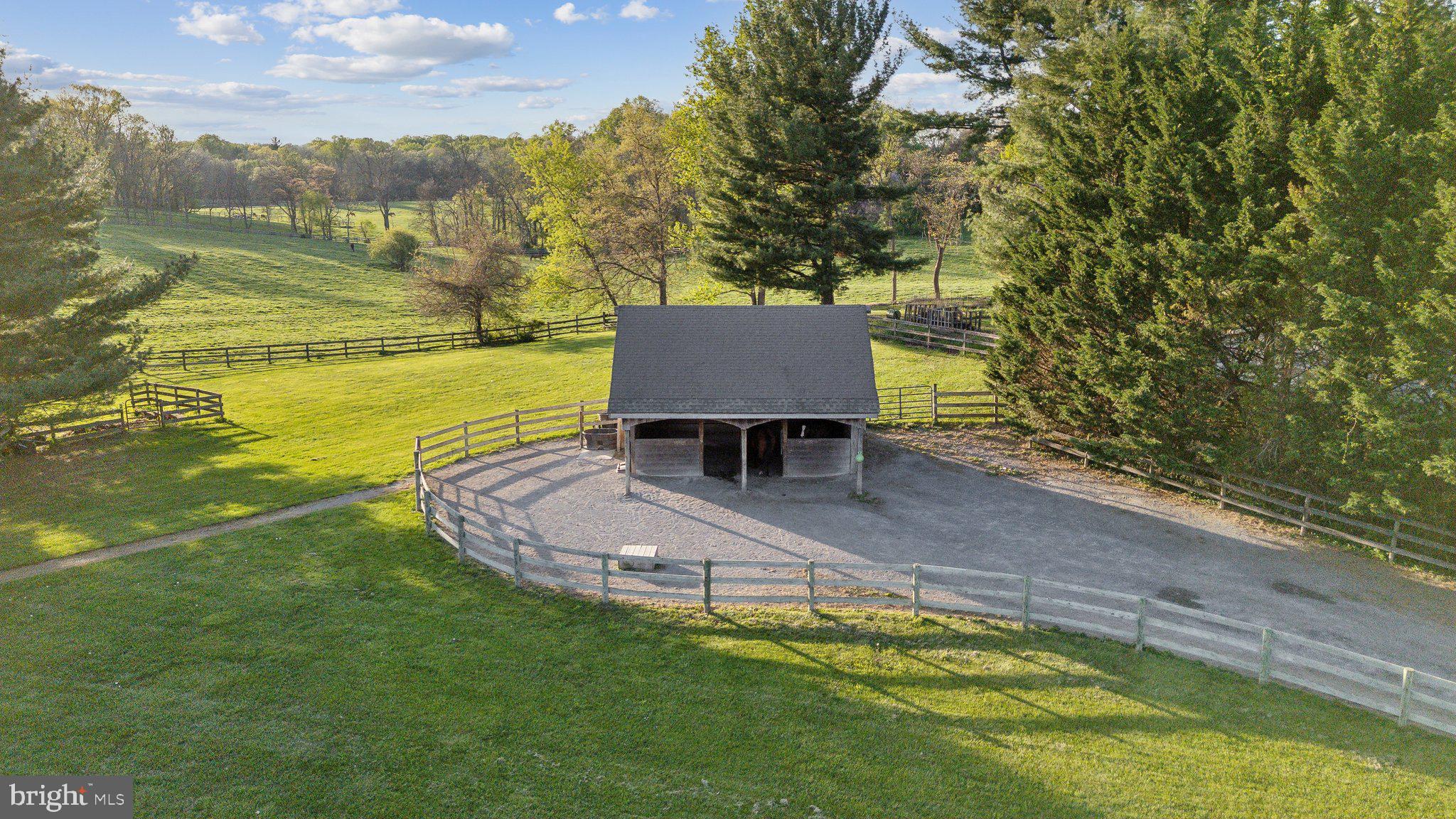 22818 HOWARD CHAPEL ROAD