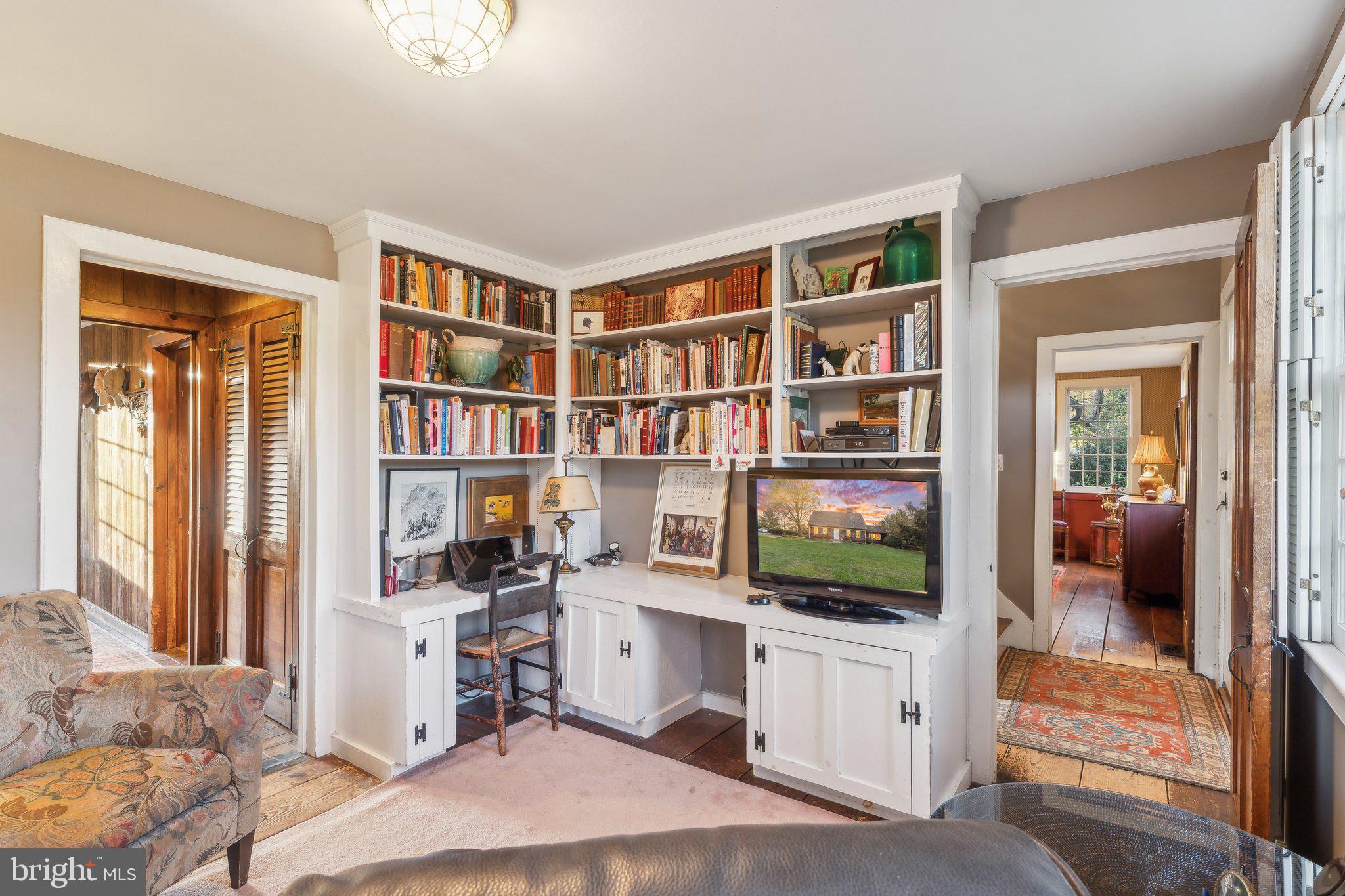 22818 HOWARD CHAPEL ROAD