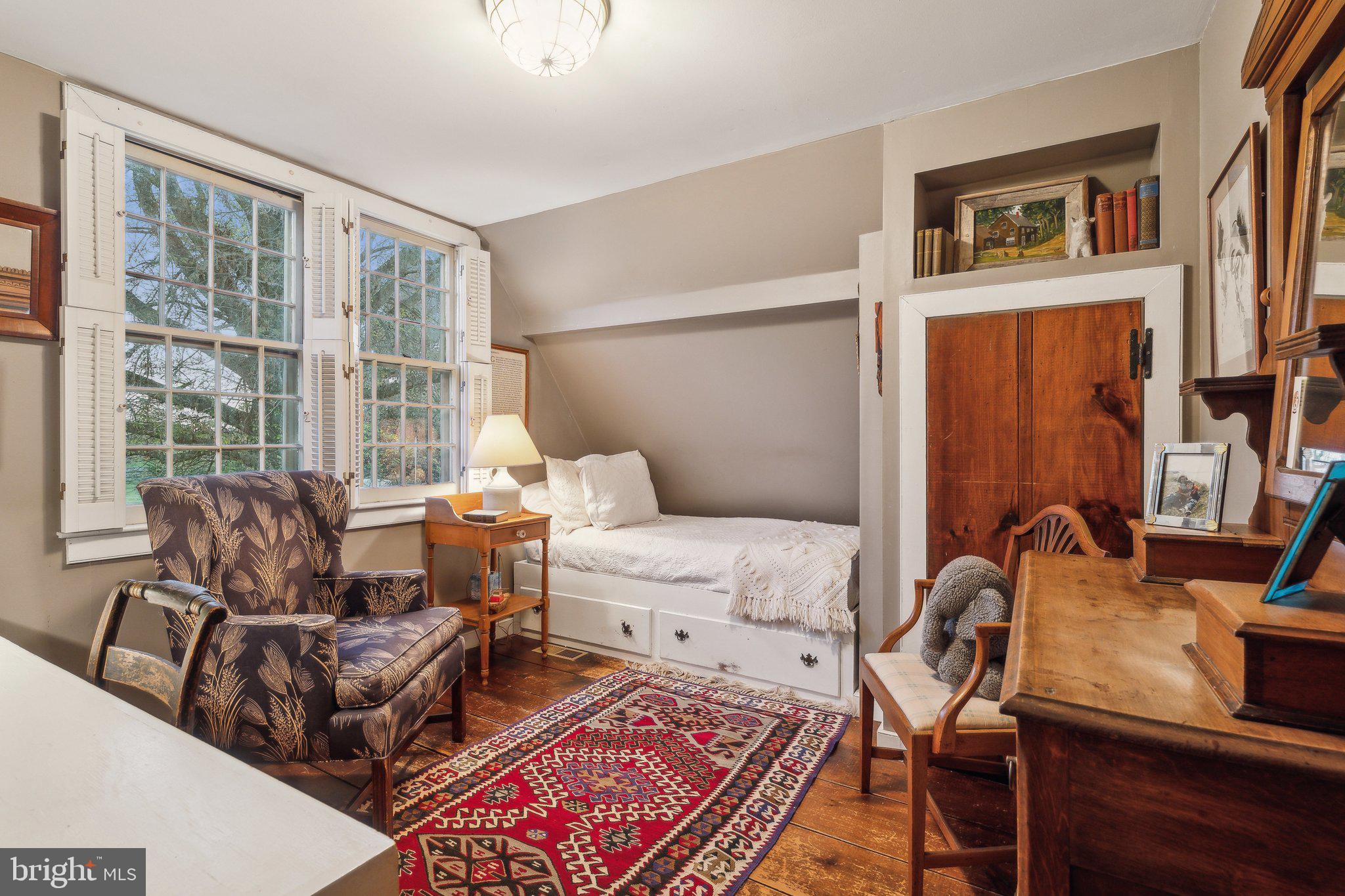 22818 HOWARD CHAPEL ROAD