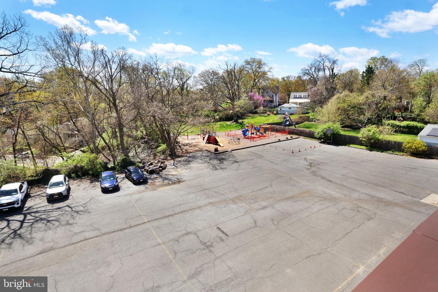 117 Elm Ave