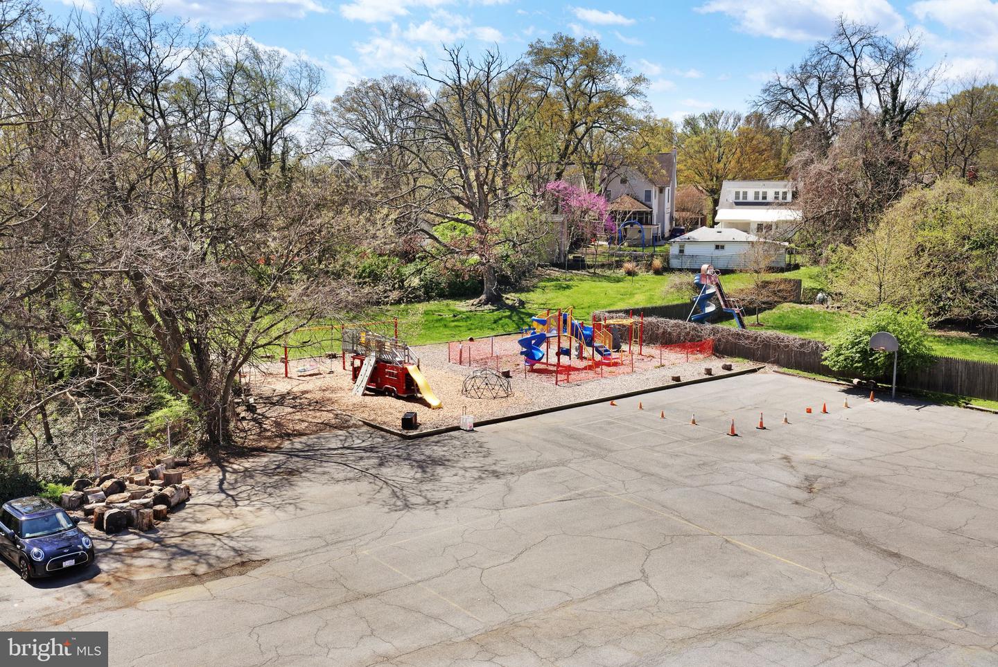 117 Elm Ave