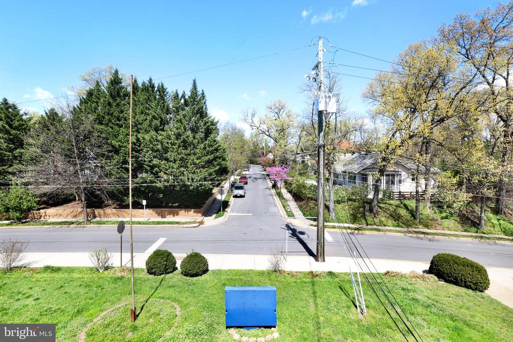 117 Elm Ave