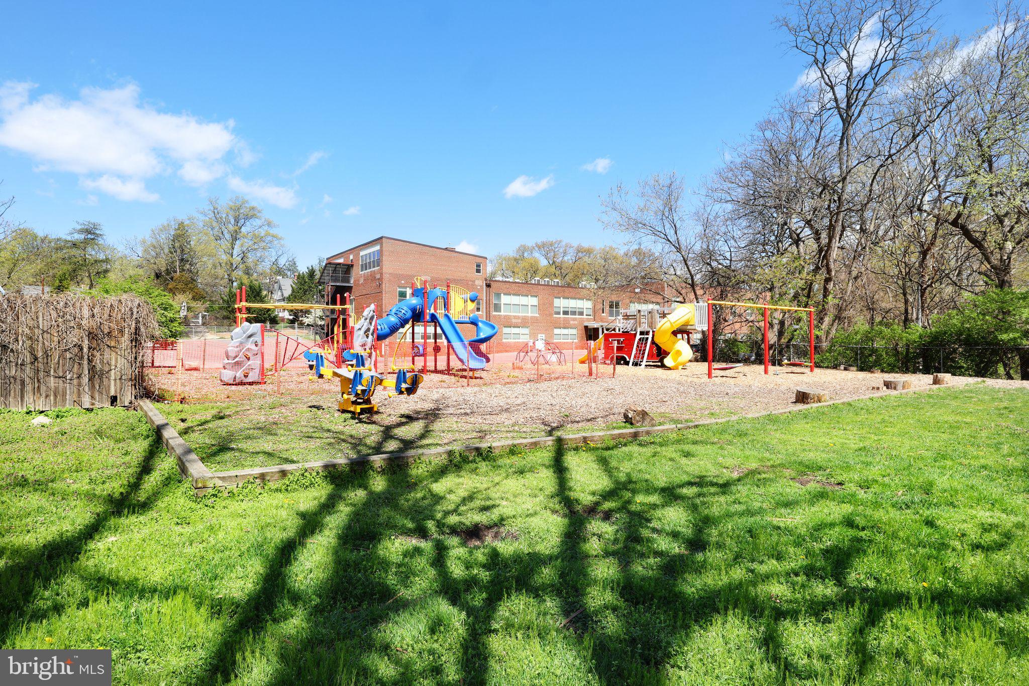 117 Elm Ave