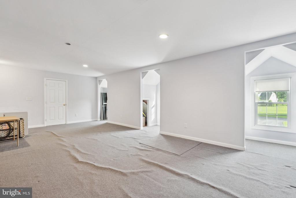 20437 PEACH TREE ROAD