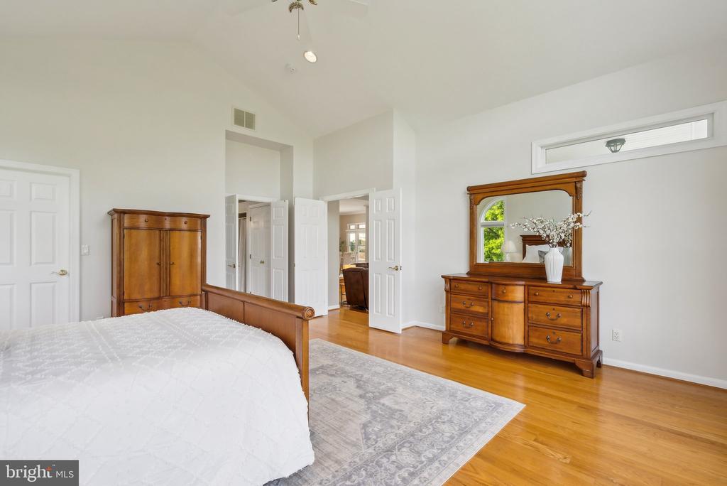 20437 PEACH TREE ROAD