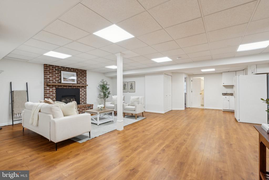 20437 PEACH TREE ROAD