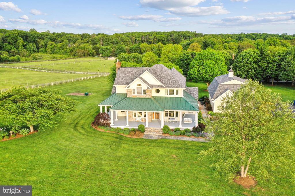 20437 PEACH TREE ROAD
