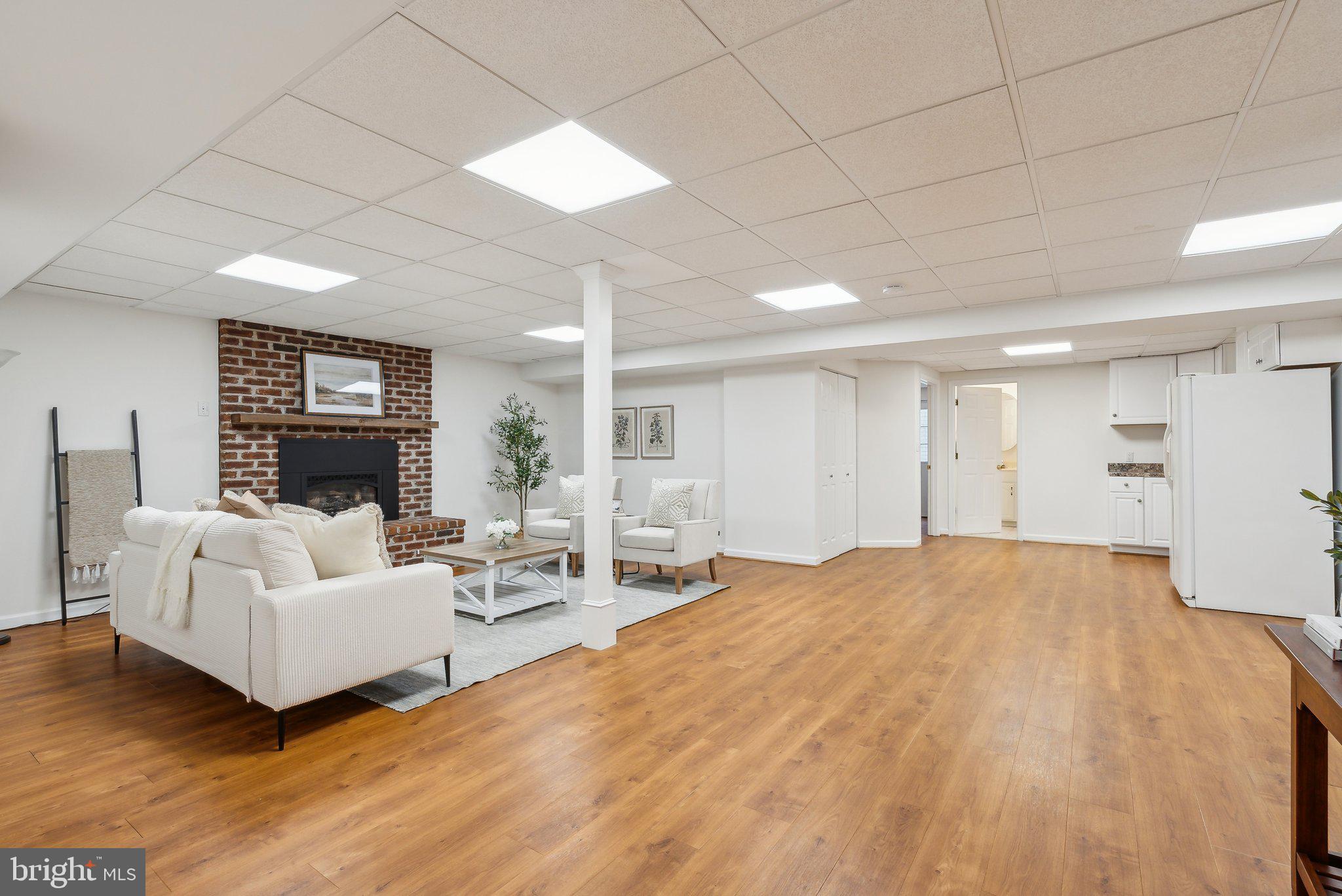 20437 PEACH TREE ROAD