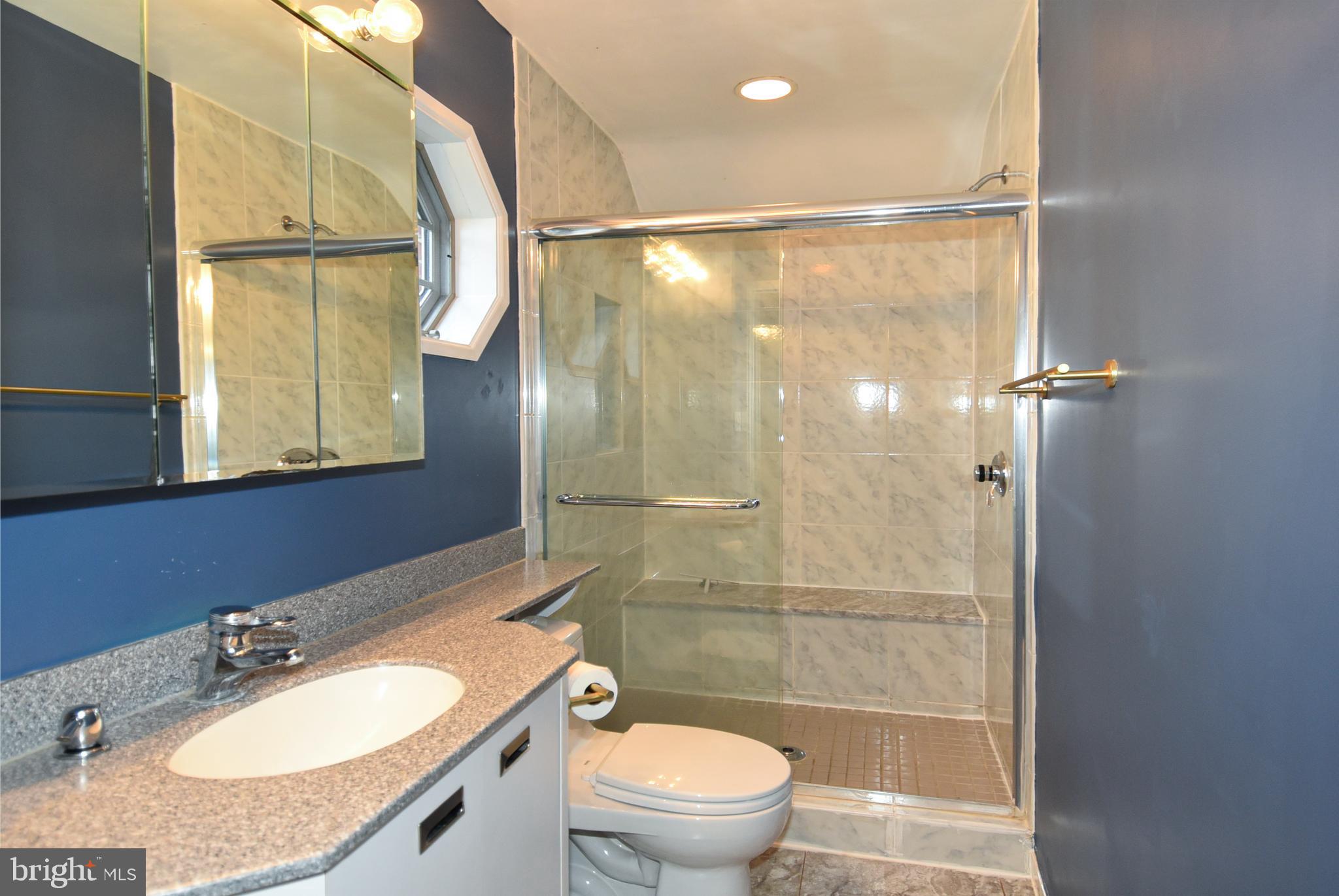 8205 MEADOWBROOK LANE