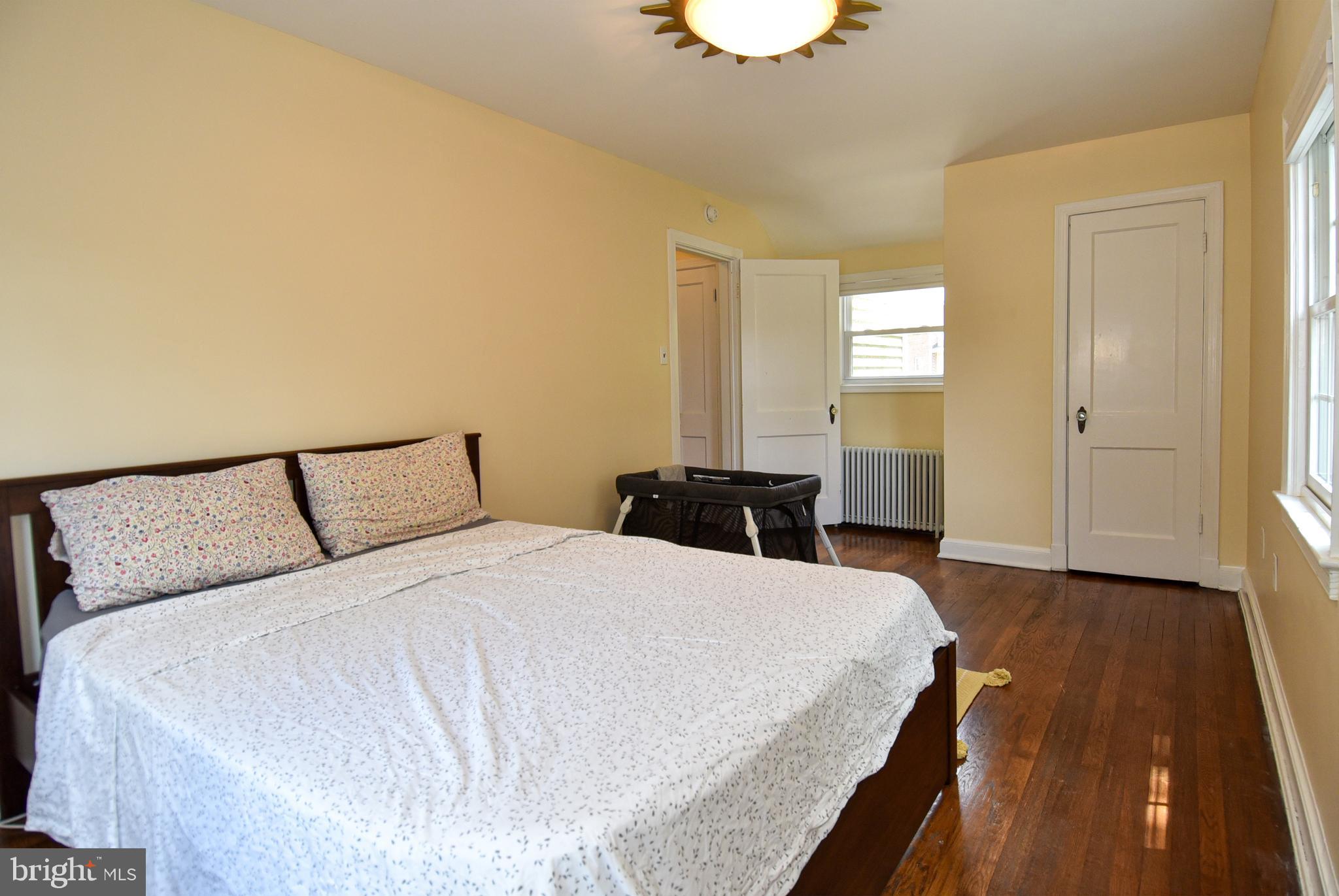 8205 MEADOWBROOK LANE