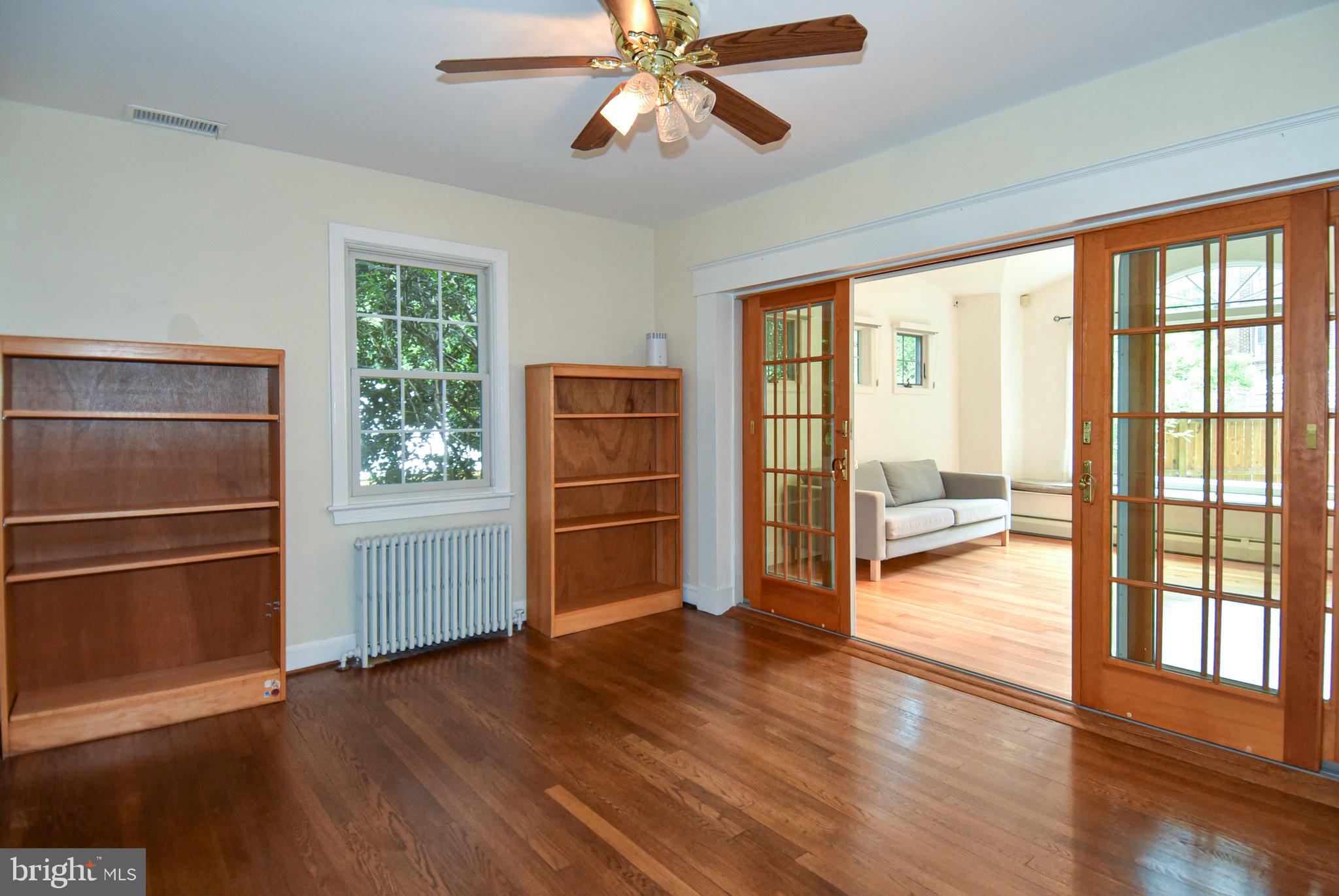 8205 MEADOWBROOK LANE