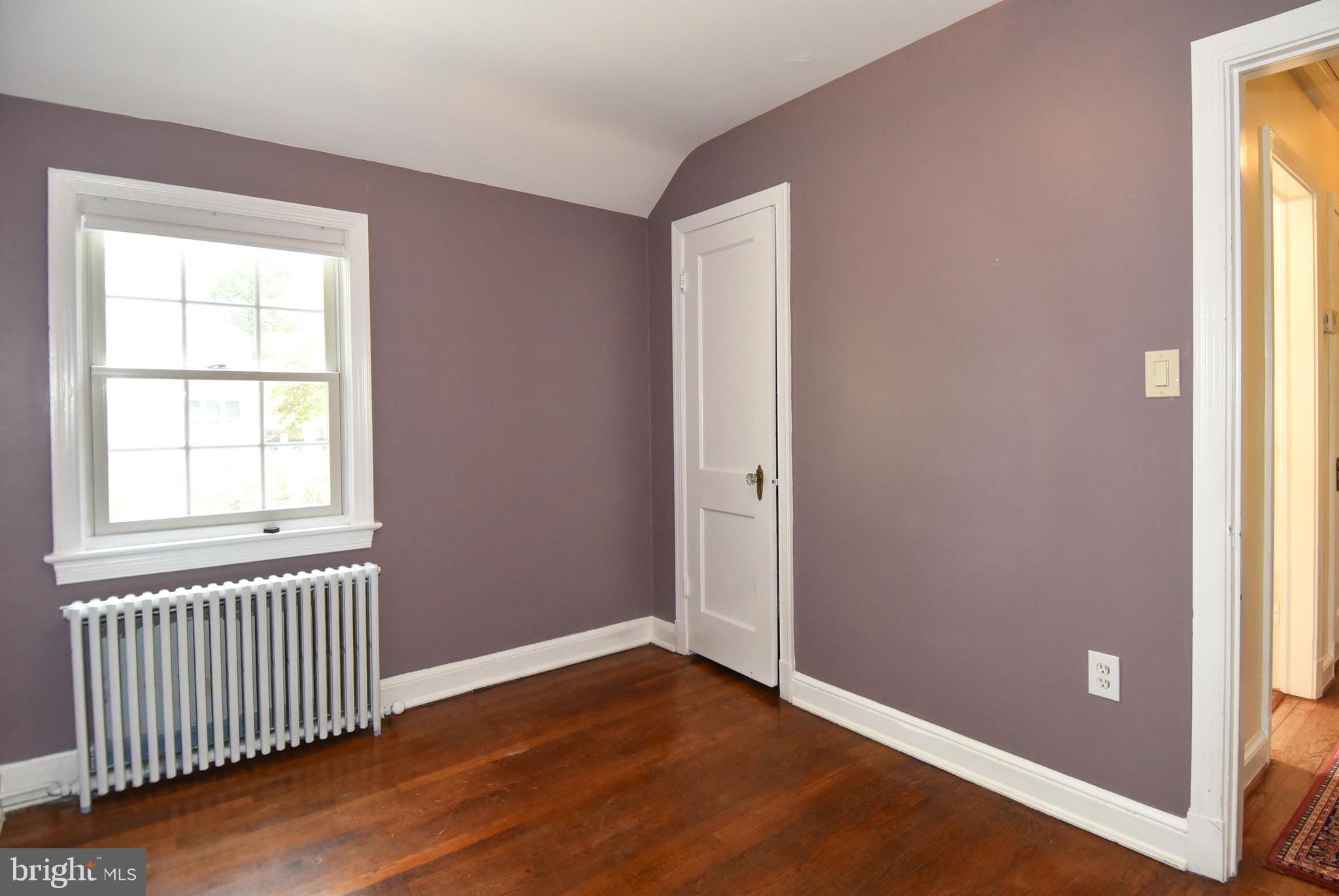 8205 MEADOWBROOK LANE