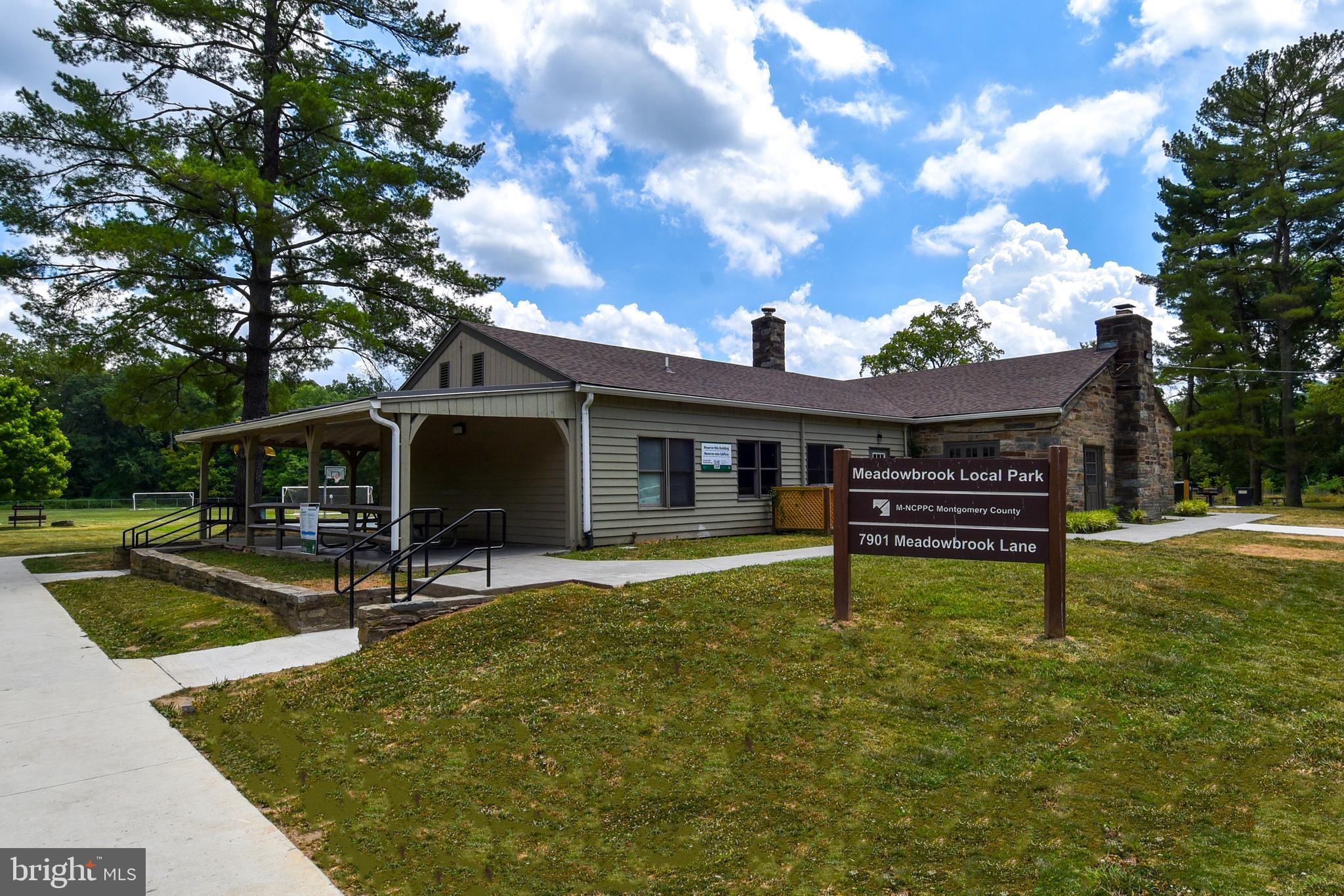 8205 MEADOWBROOK LANE