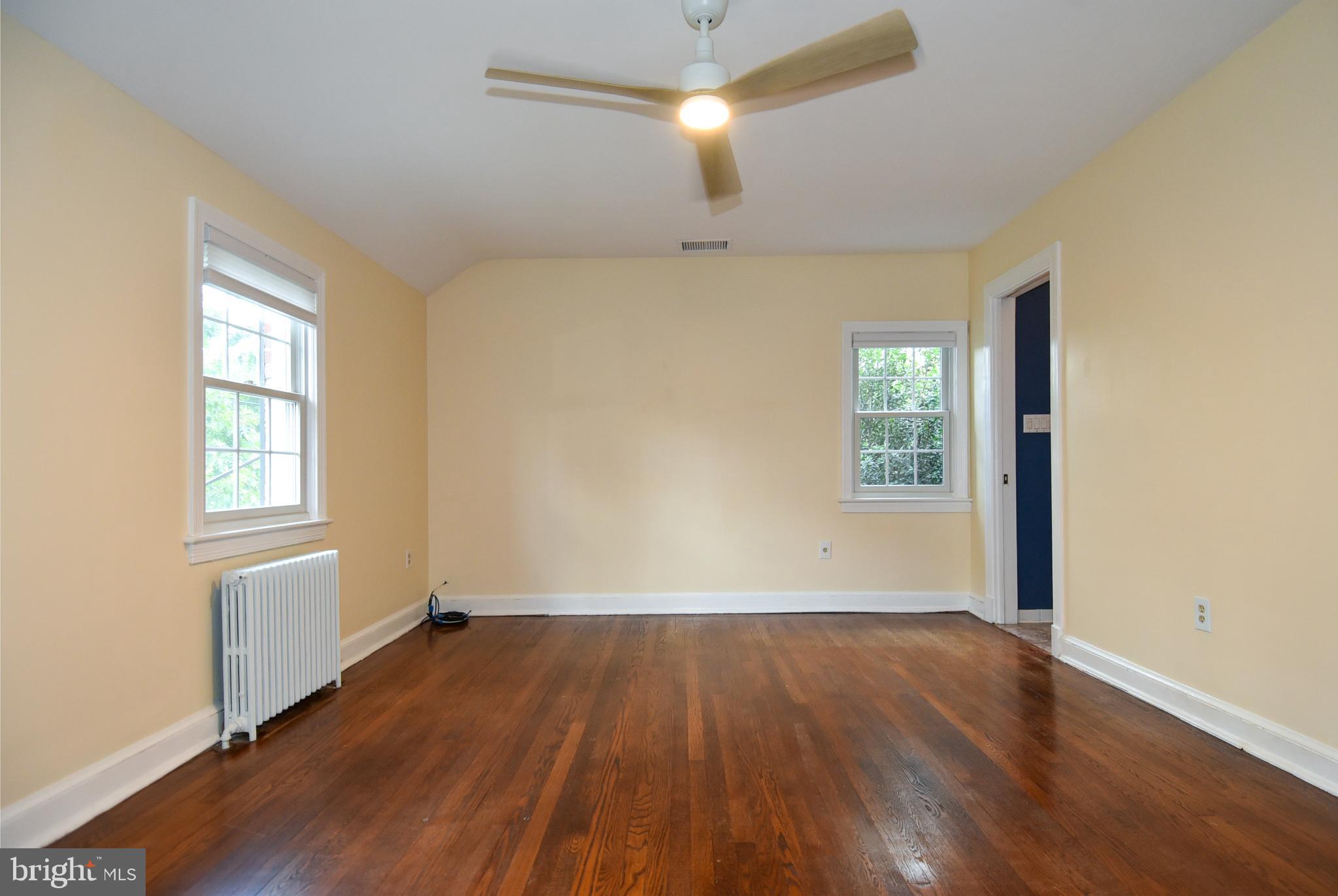 8205 MEADOWBROOK LANE