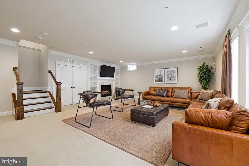 8104 OLD GEORGETOWN ROAD