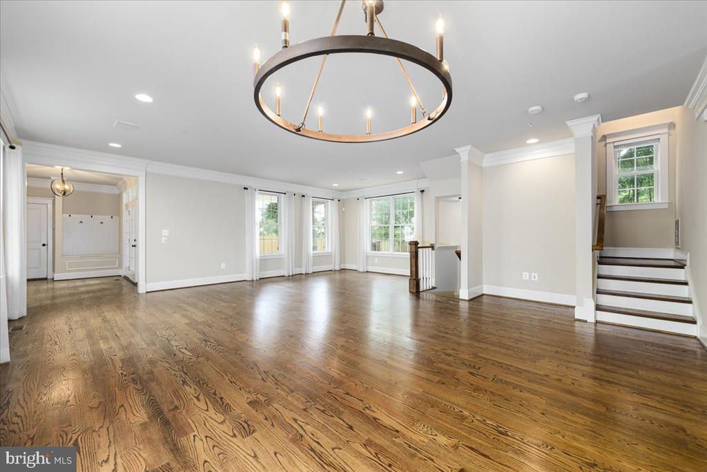 8104 OLD GEORGETOWN ROAD