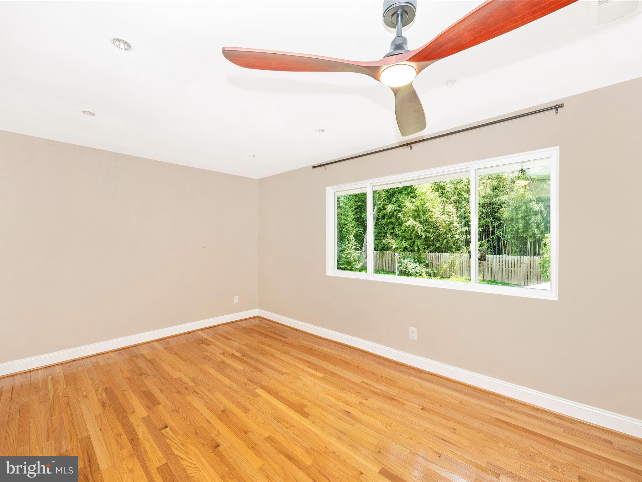 18333 DUTCHESS DRIVE