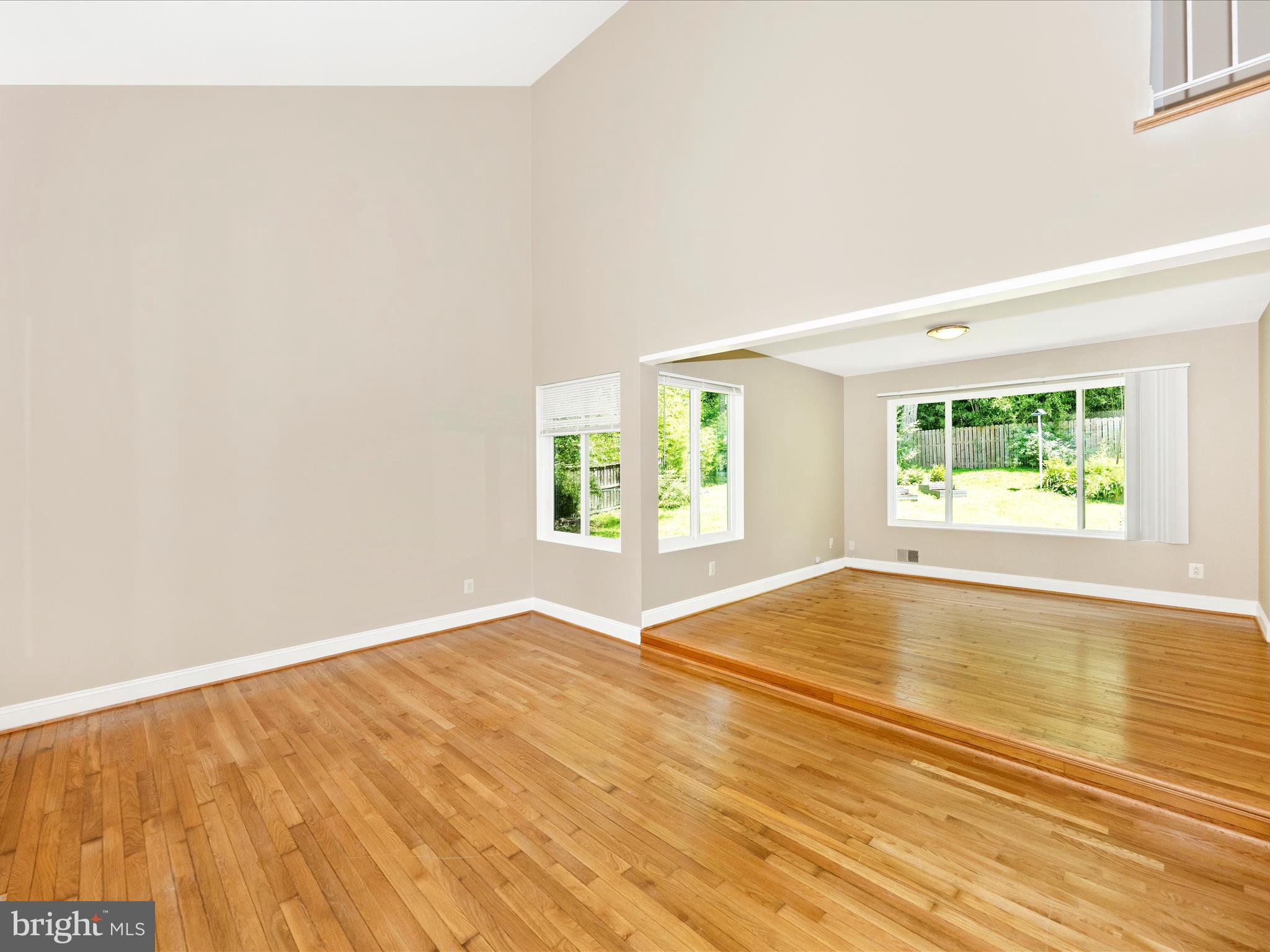 18333 DUTCHESS DRIVE