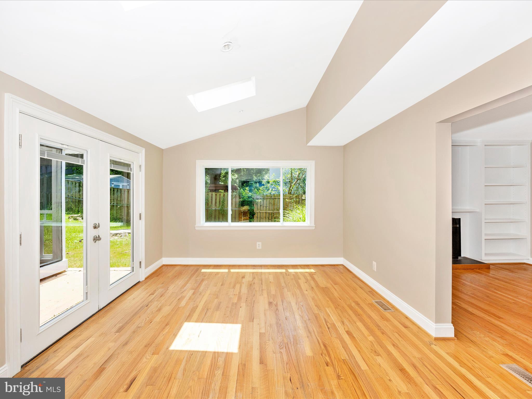 18333 DUTCHESS DRIVE