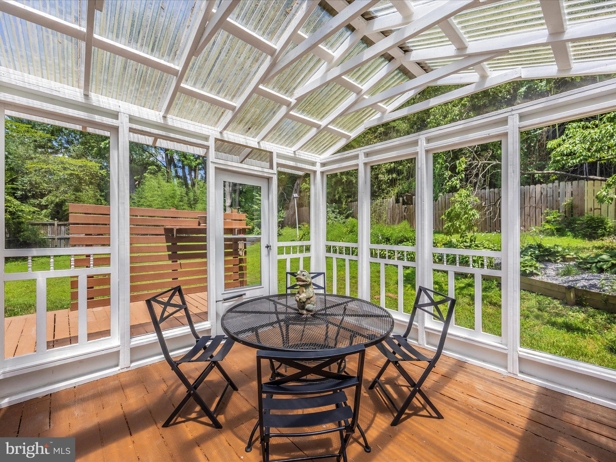 18333 DUTCHESS DRIVE