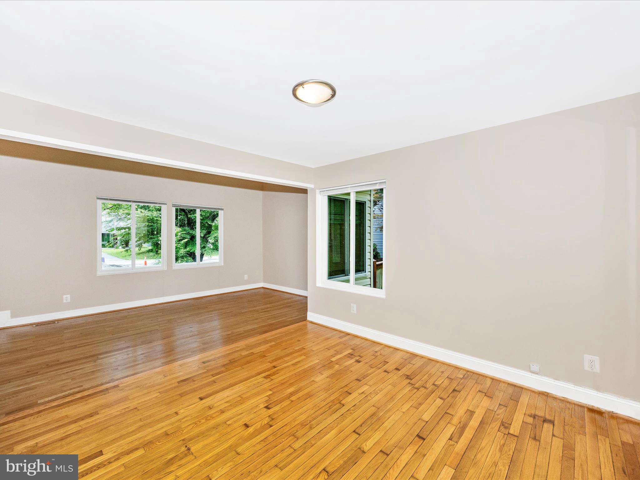 18333 DUTCHESS DRIVE