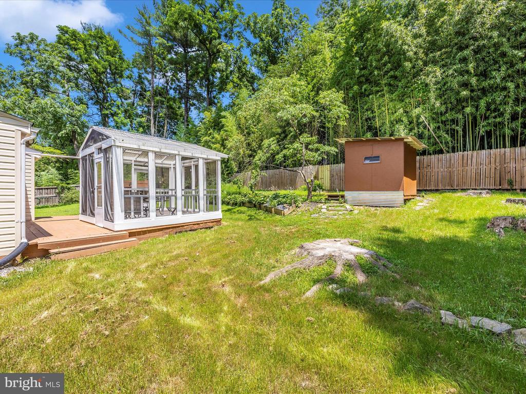 18333 DUTCHESS DRIVE