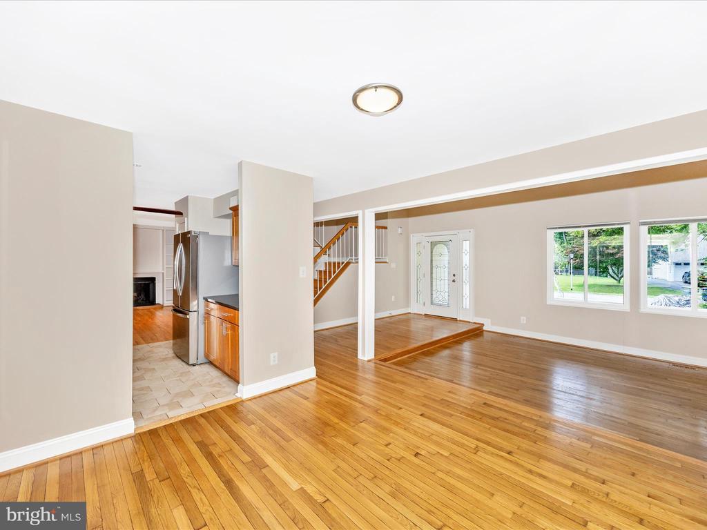 18333 DUTCHESS DRIVE