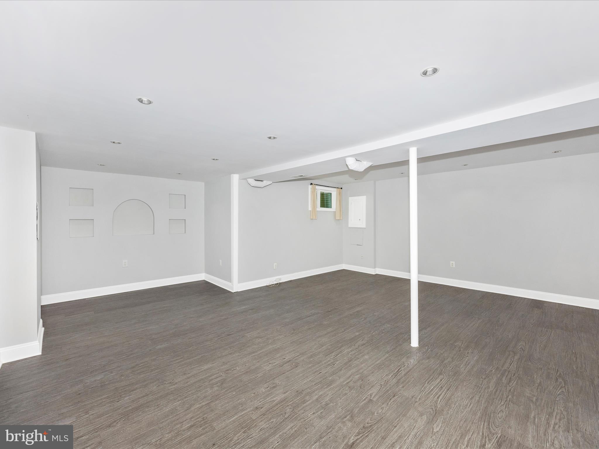 18333 DUTCHESS DRIVE