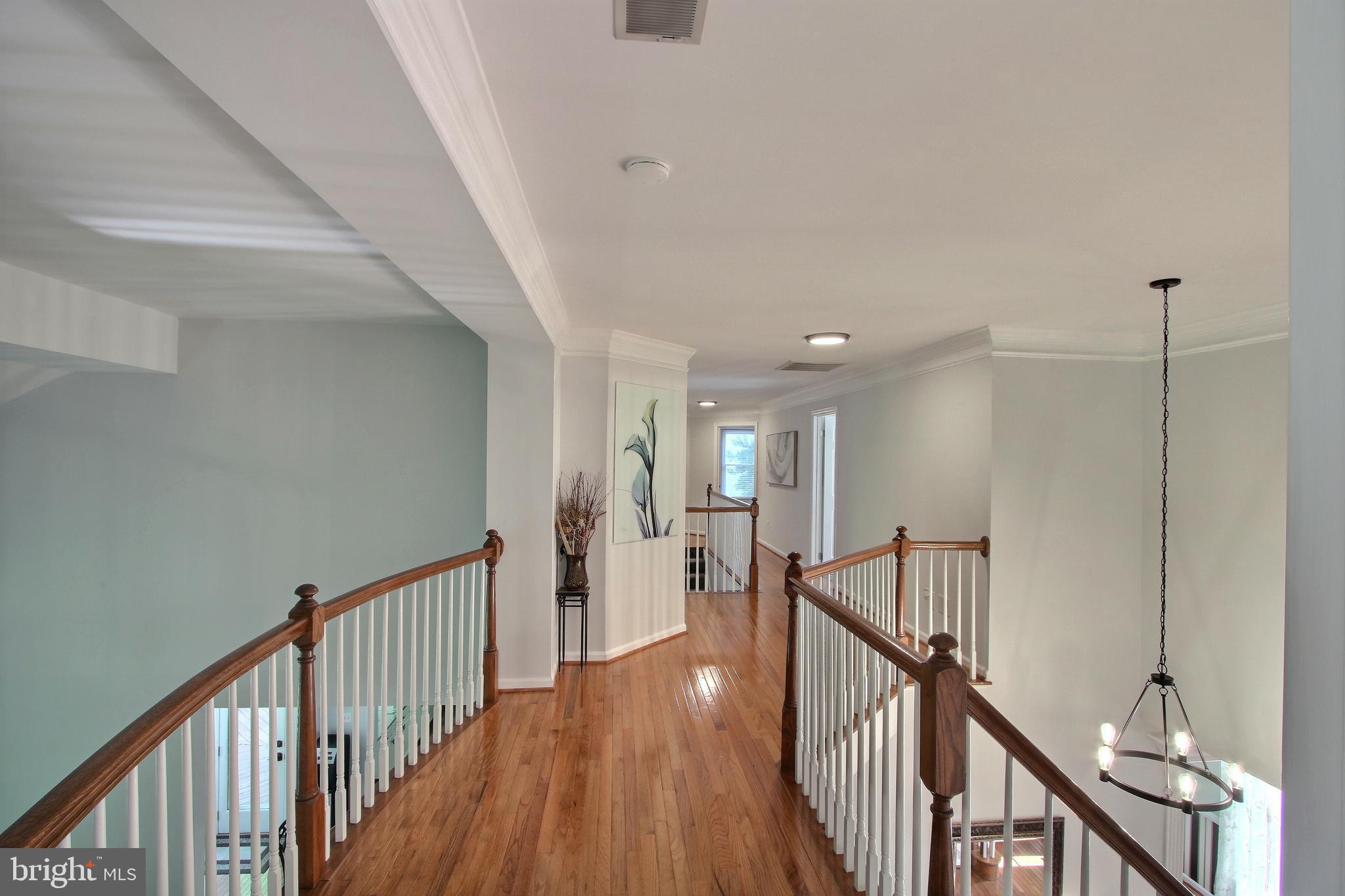 8011 Lions Crest Way