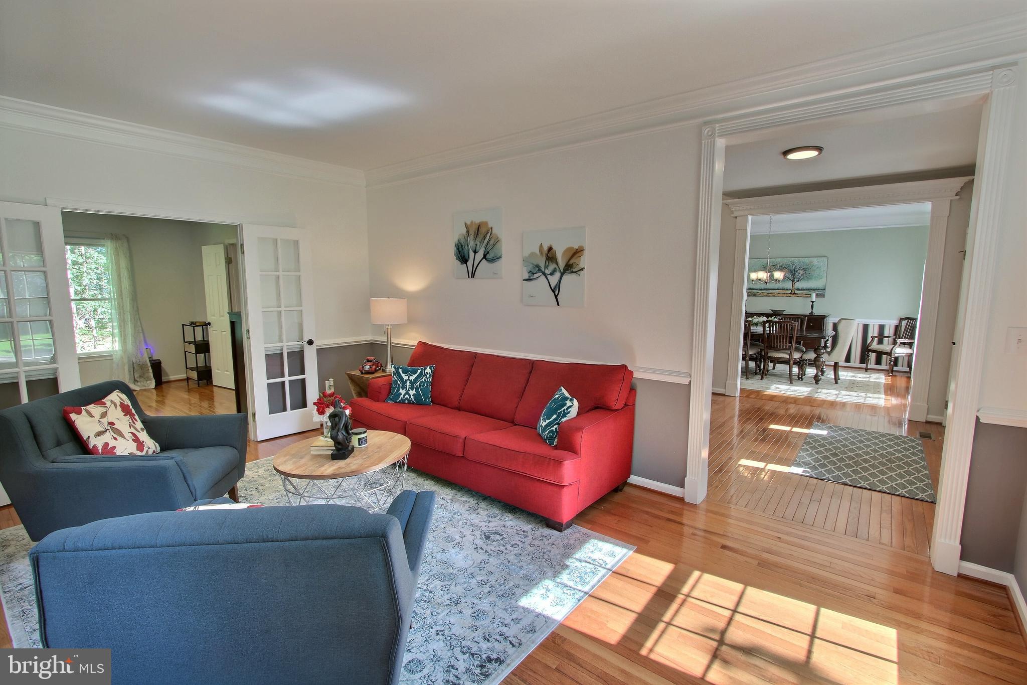 8011 Lions Crest Way