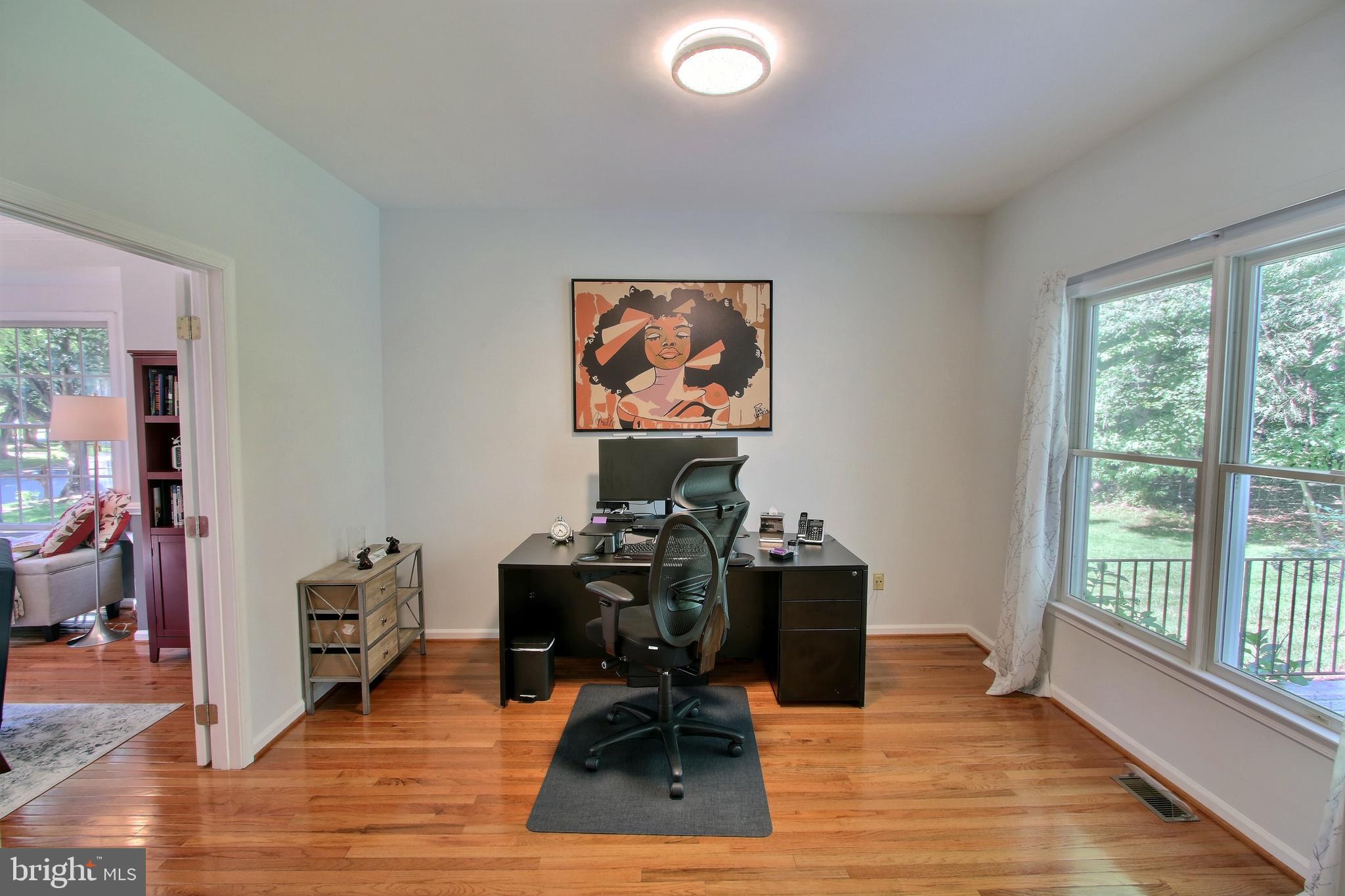 8011 Lions Crest Way