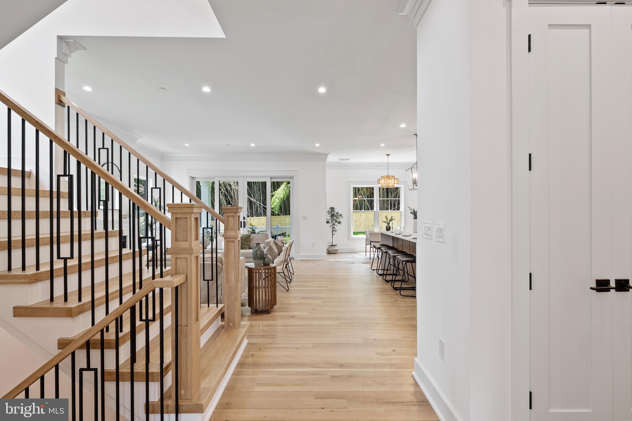 5818 IPSWICH ROAD