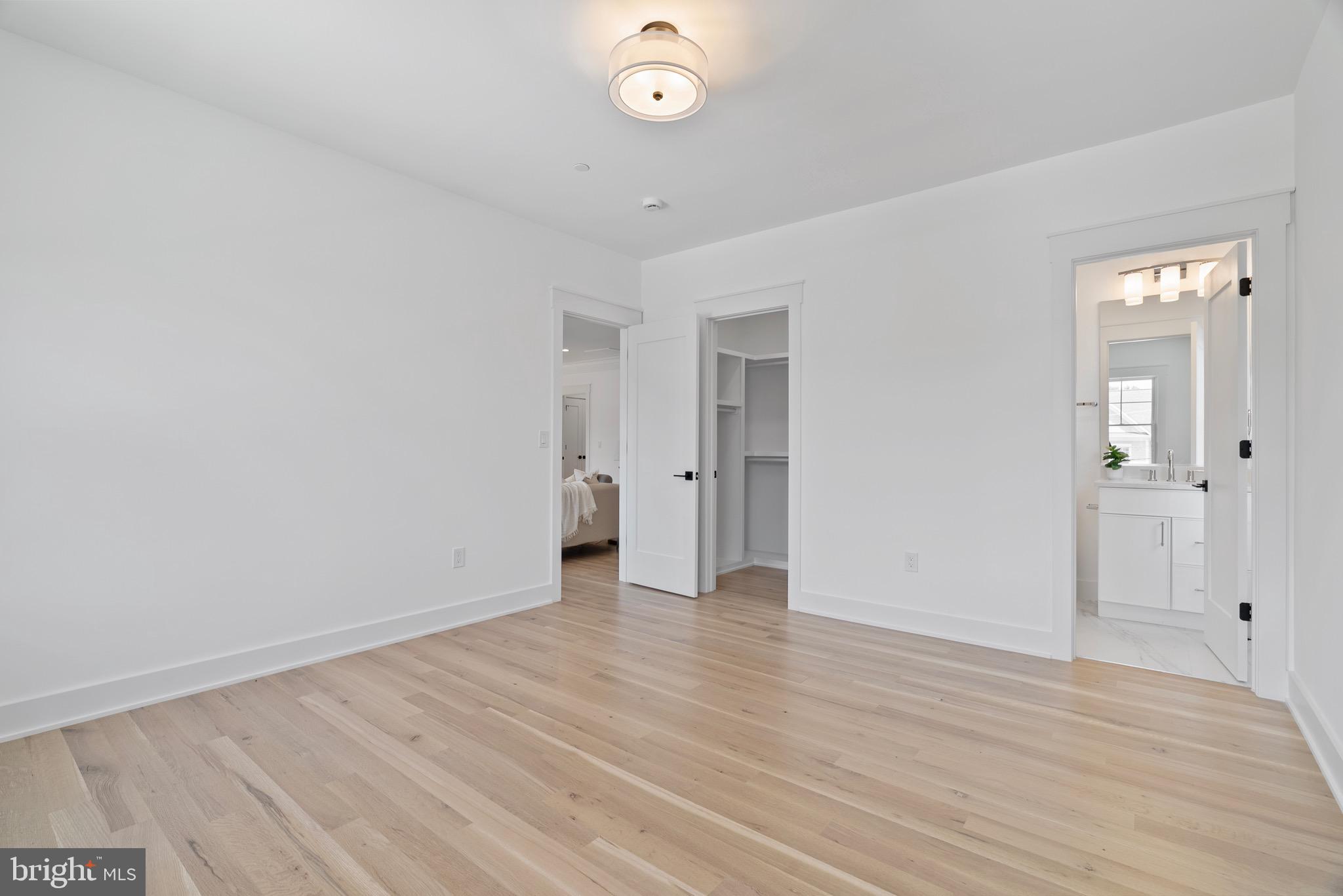 5818 IPSWICH ROAD
