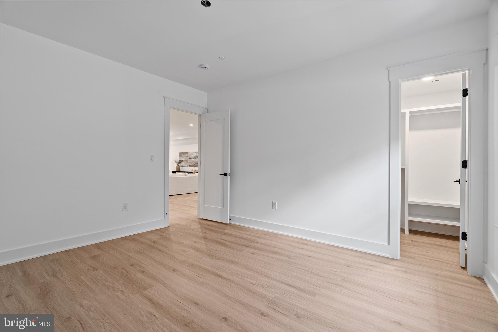 5818 IPSWICH ROAD