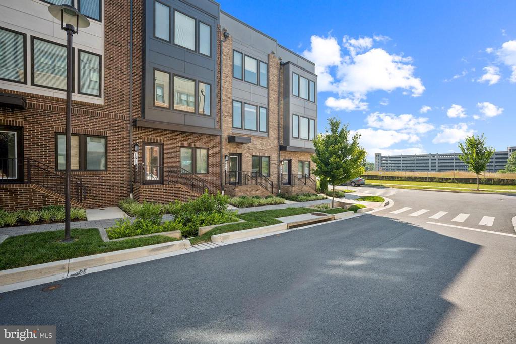 16103 CONNORS WAY