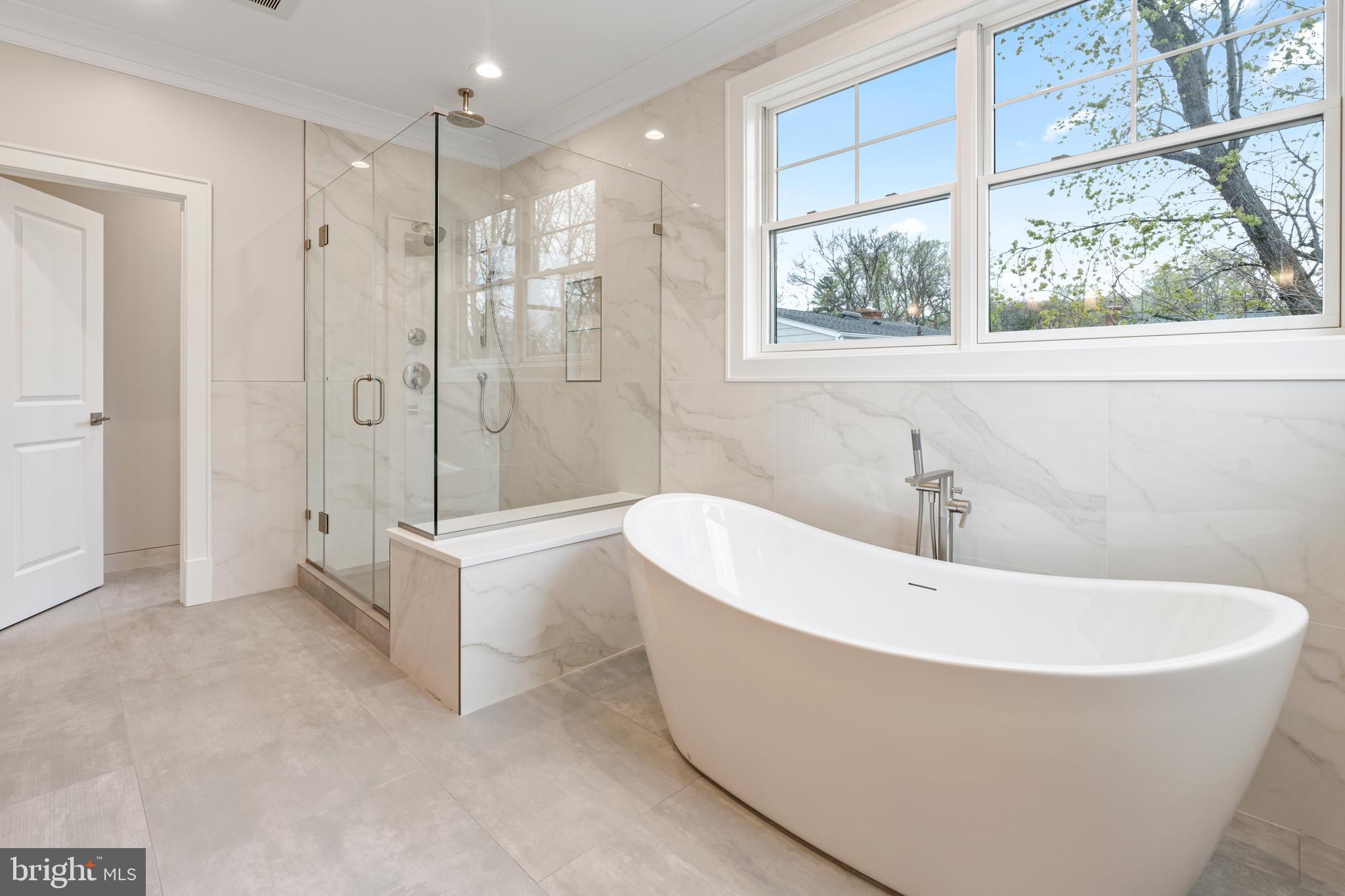 9211 VILLA DRIVE