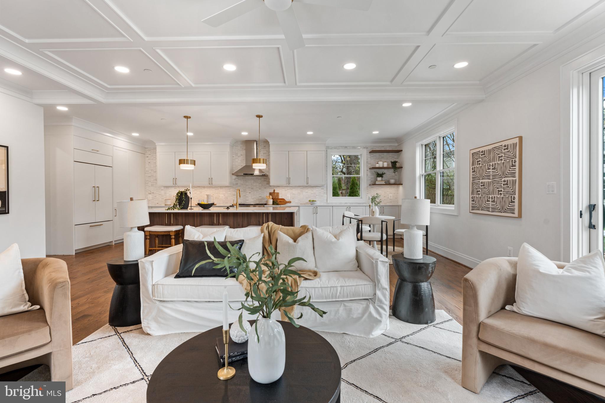 9211 VILLA DRIVE