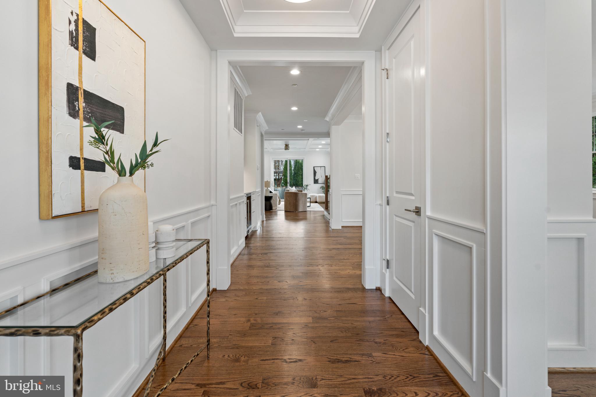9211 VILLA DRIVE