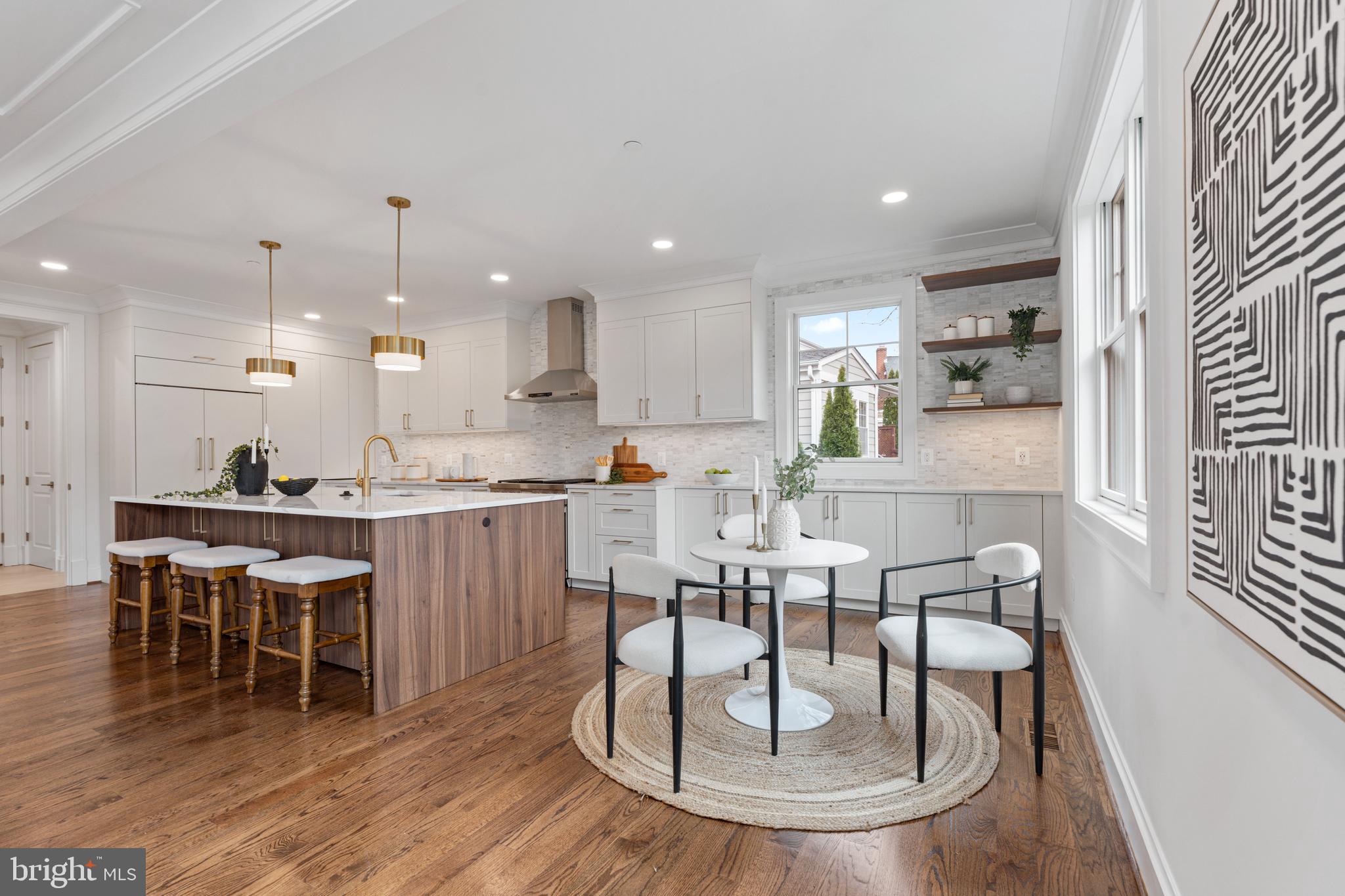 9211 VILLA DRIVE