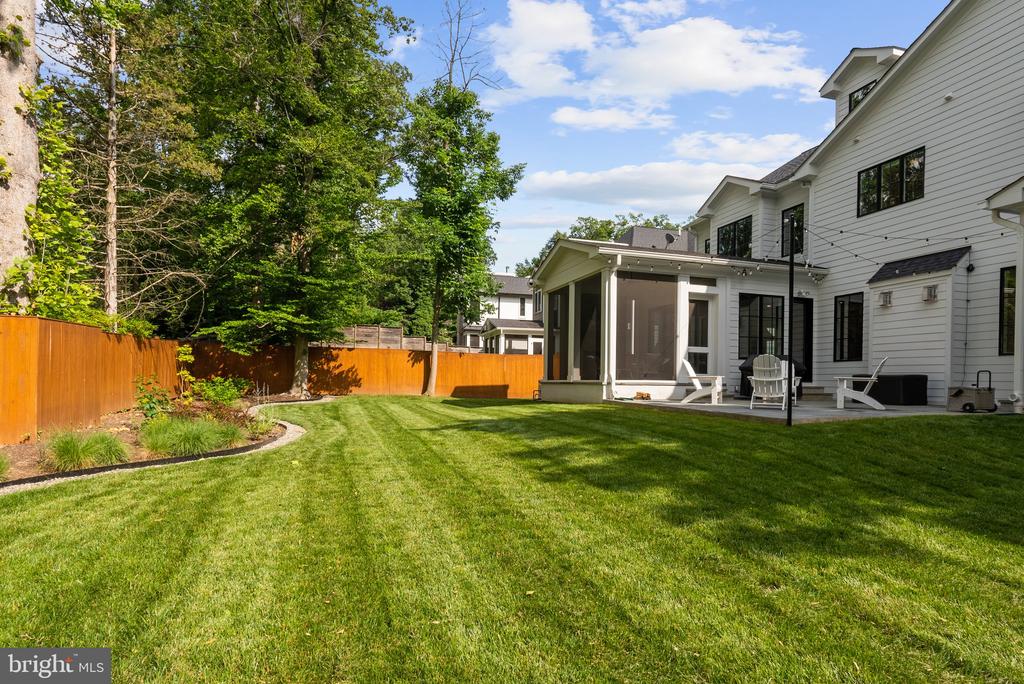 6213 DAHLONEGA ROAD