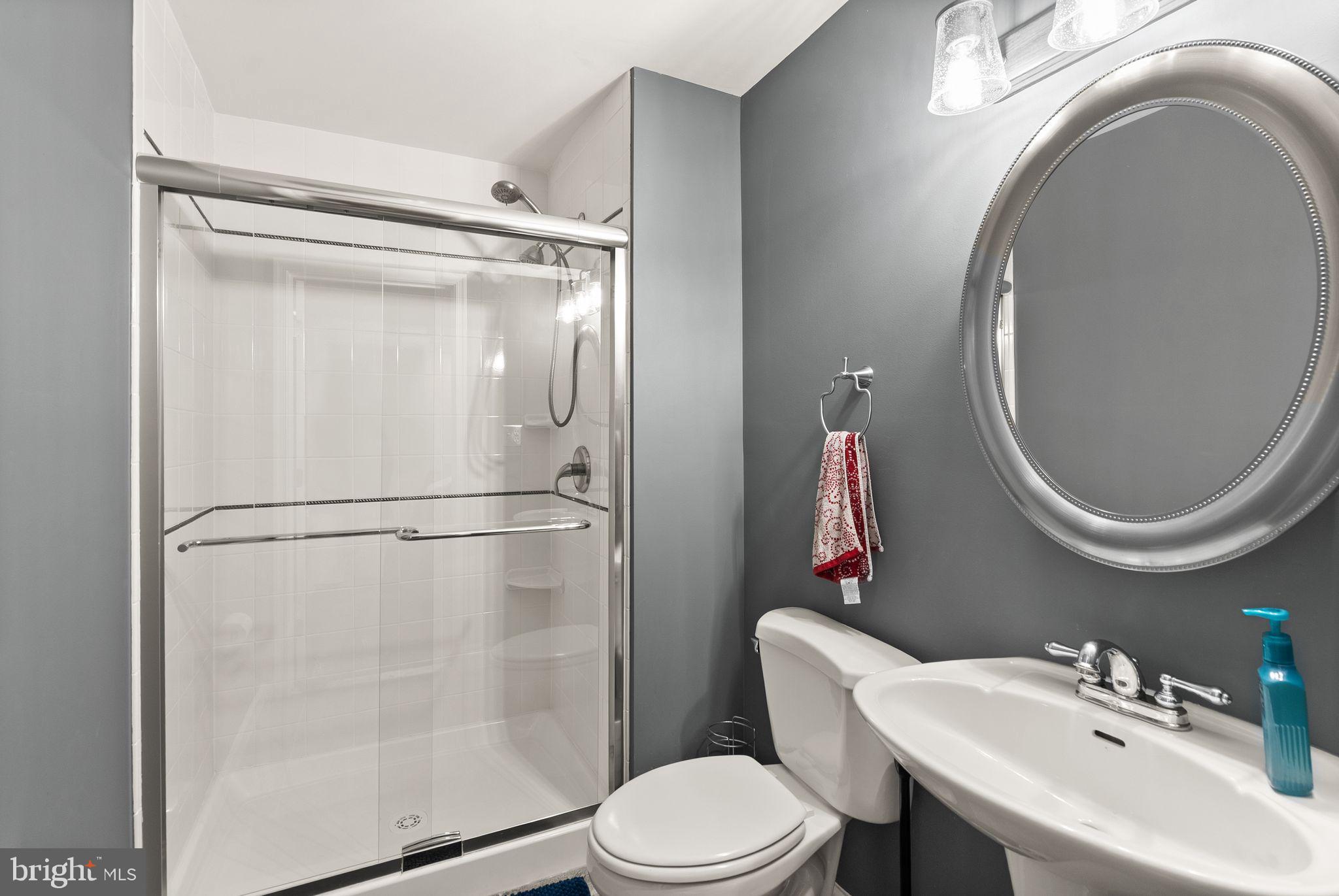 18404 BRIGHT PLUME TERRACE