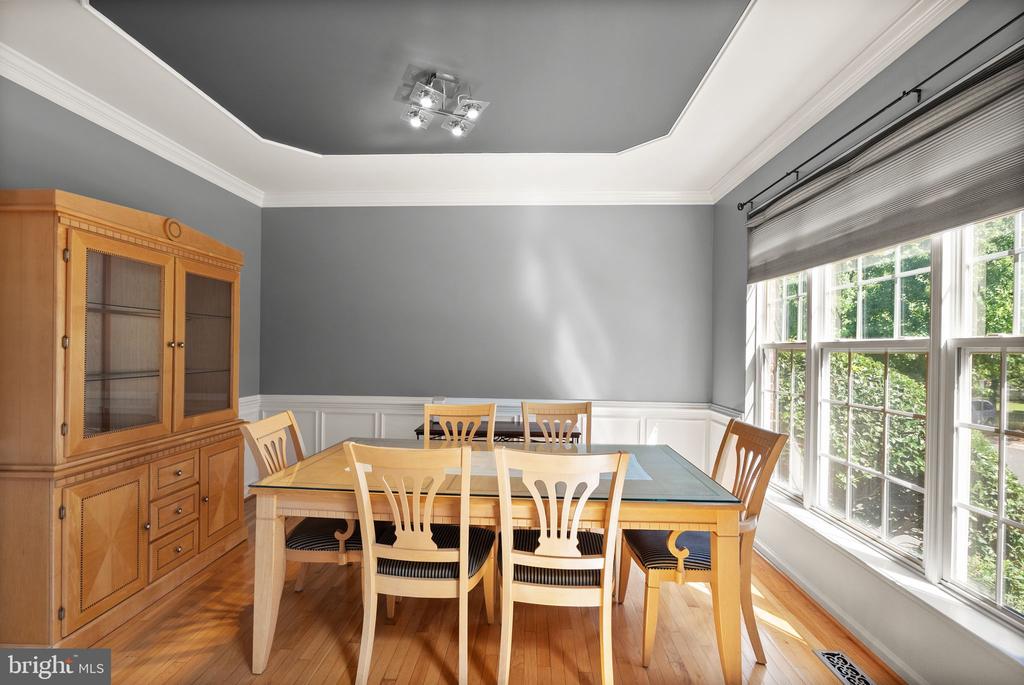 18404 BRIGHT PLUME TERRACE