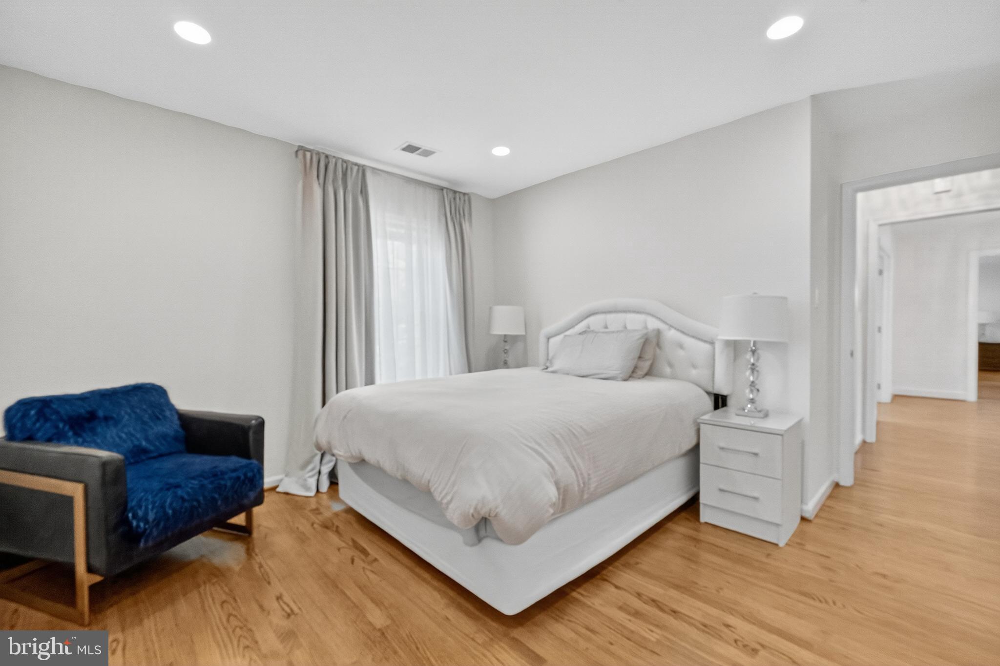 11141 WILLOWBROOK DRIVE
