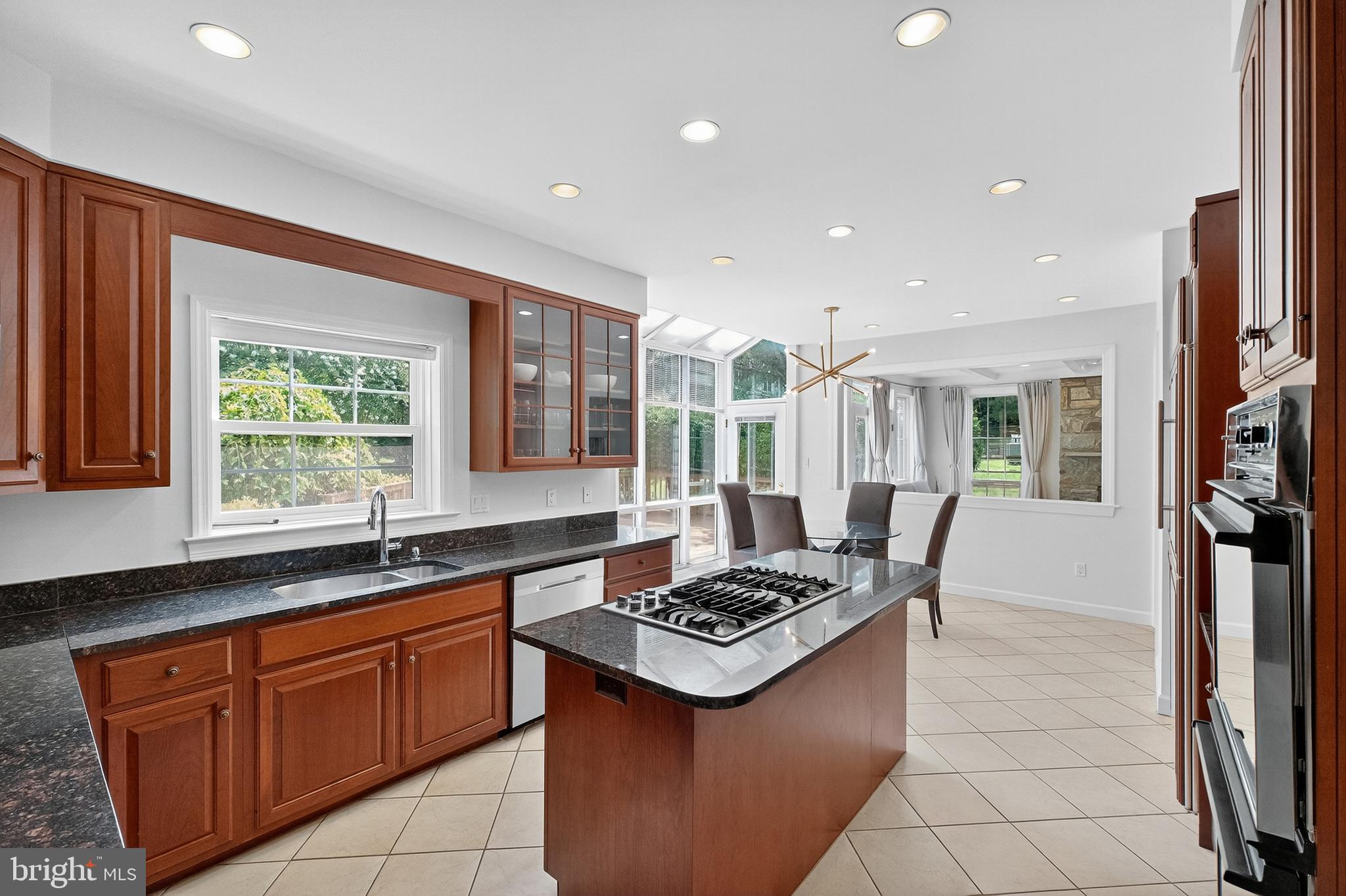 11141 WILLOWBROOK DRIVE