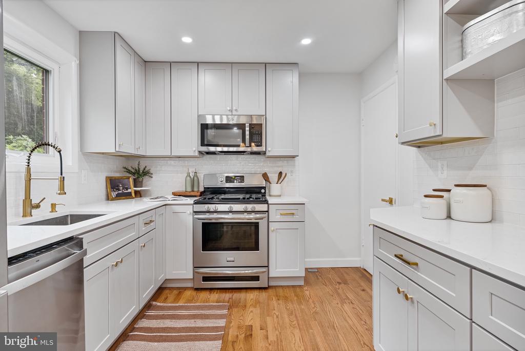 13007 ESTELLE ROAD