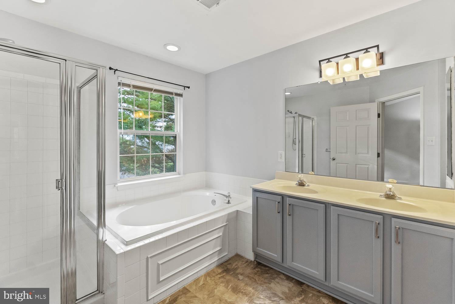 13418 RISING SUN LANE