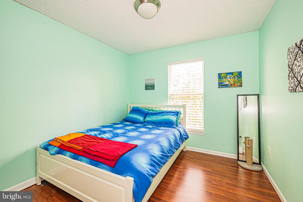 18633 CLOVERCREST CIRCLE