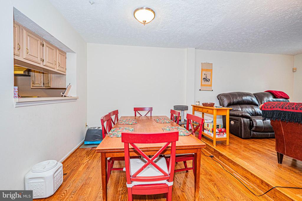 18633 CLOVERCREST CIRCLE