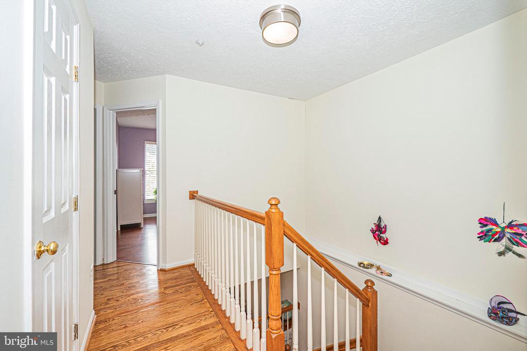18633 CLOVERCREST CIRCLE